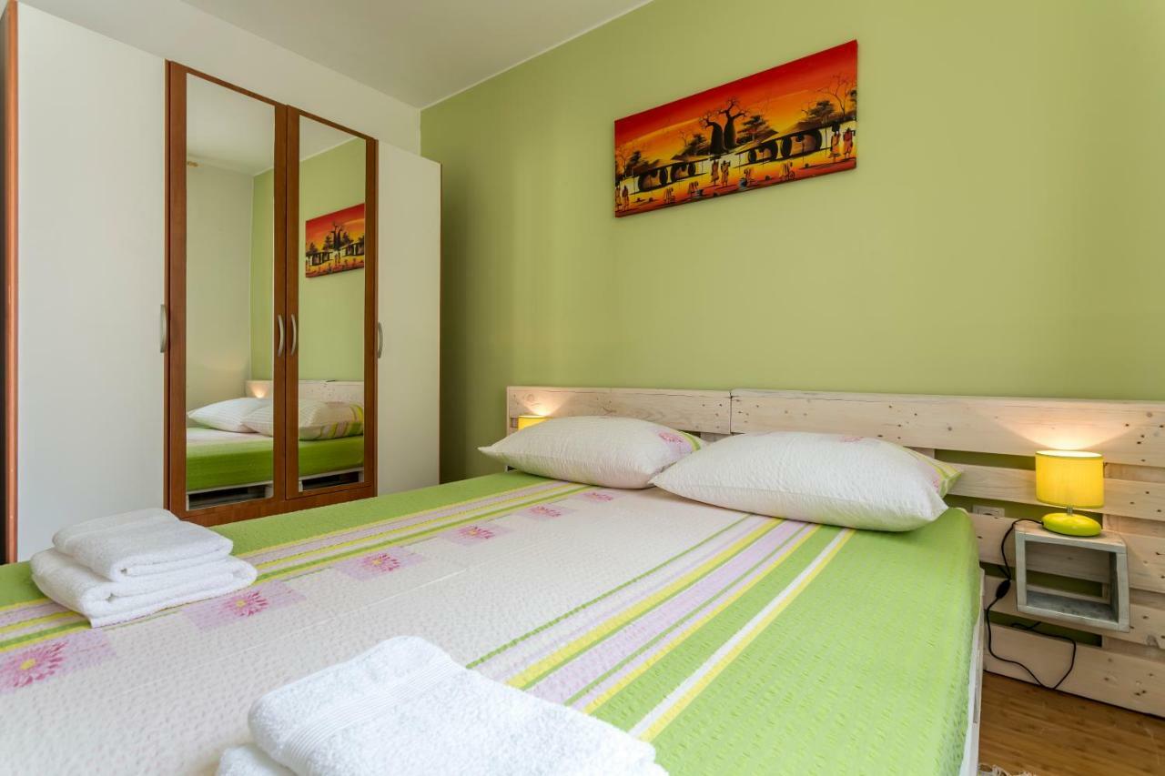 Apartment "Katia" Spalato Esterno foto